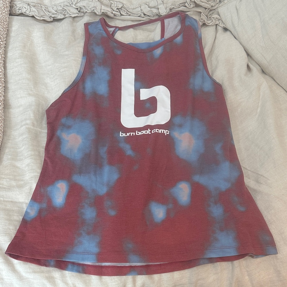 Burn Boot Camp open back red white blue tie dye tank!